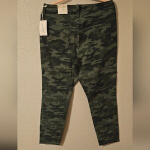 High Rise Camo Straight Leg Pants